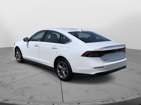 Certified 2024 Honda Accord EX image 5