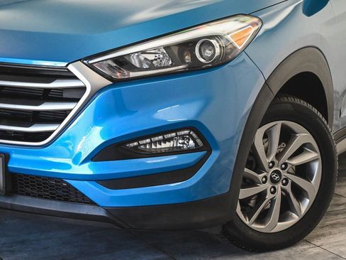 Used 2017 Hyundai Tucson SE w/ SE Popular Package 02 AWD/4WD image 34