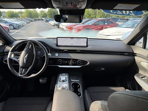 Used 2025 Genesis GV70 3.5T Sport AWD/4WD image 15