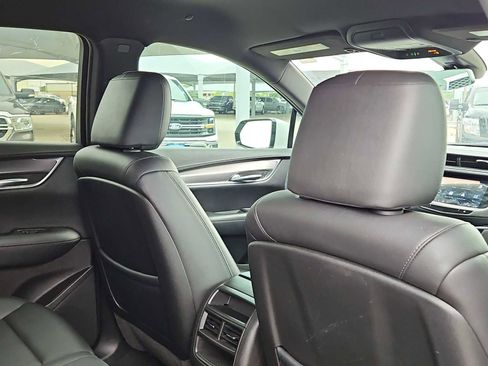Used 2023 Cadillac XT5 Luxury image 17