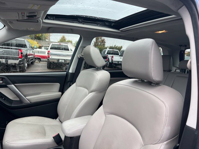 Used 2016 Subaru Forester 2.5i Limited w/ Popular Package #2 AWD/4WD image 11