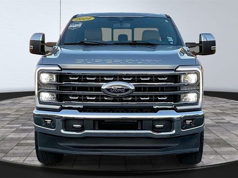 Used 2024 Ford F350 Lariat w/ Chrome Package image 3