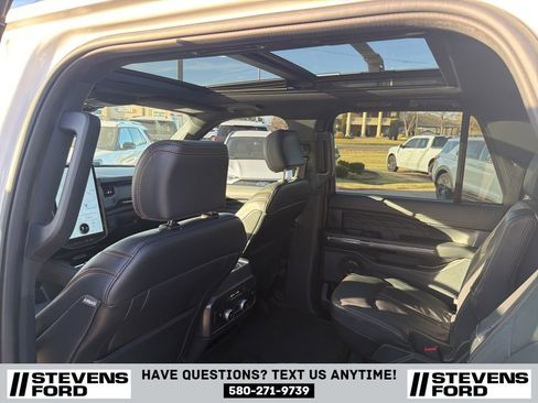 Used 2023 Ford Expedition Max Platinum AWD/4WD image 32