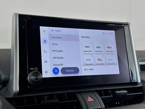 Used 2024 Toyota RAV4 XLE image 21