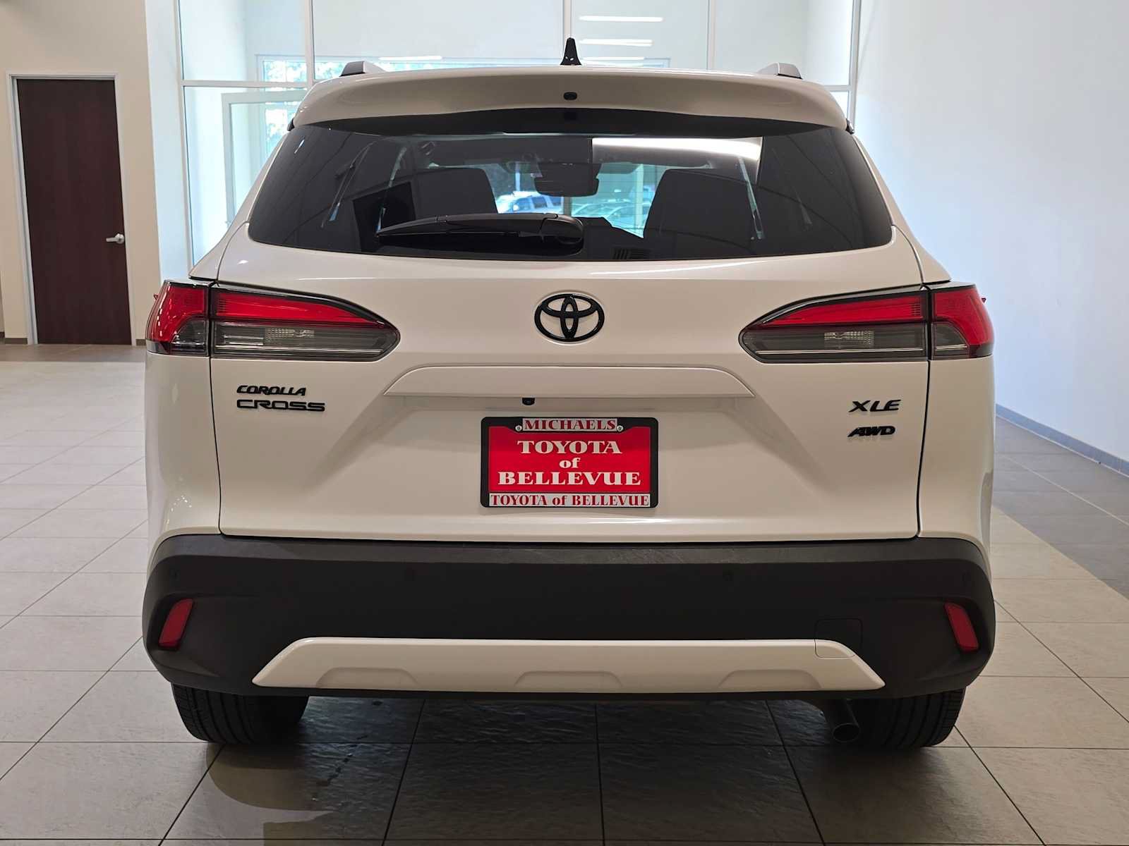 Certified 2025 Toyota Corolla Cross XLE w/ Convenience Package AWD/4WD image 5