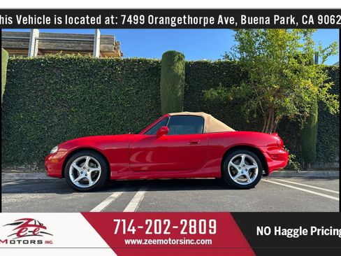 Used 2002 MAZDA MX-5 Miata SE RWD image 11