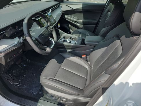 New 2026 Jeep Cherokee Limited AWD/4WD image 18