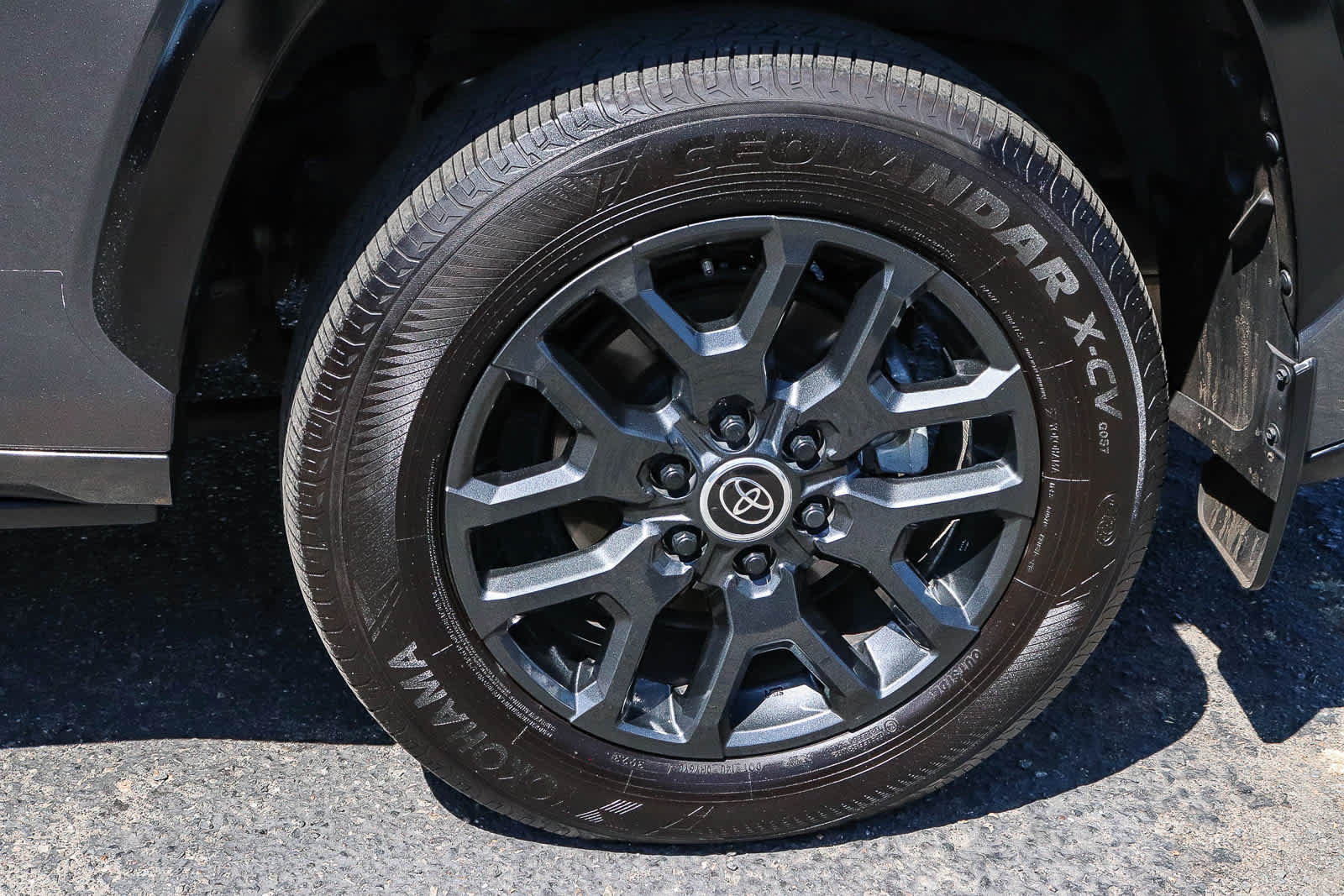 Used 2024 Toyota Sequoia Platinum AWD/4WD image 13