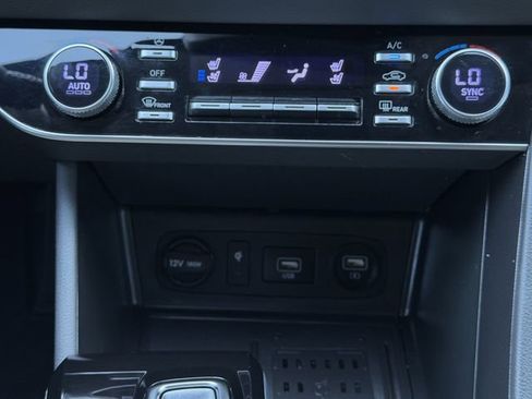Used 2022 Hyundai Sonata Limited FWD image 19