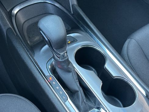 Used 2024 Chevrolet Malibu LT image 31