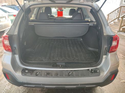 Used 2019 Subaru Outback 2.5i Limited image 15