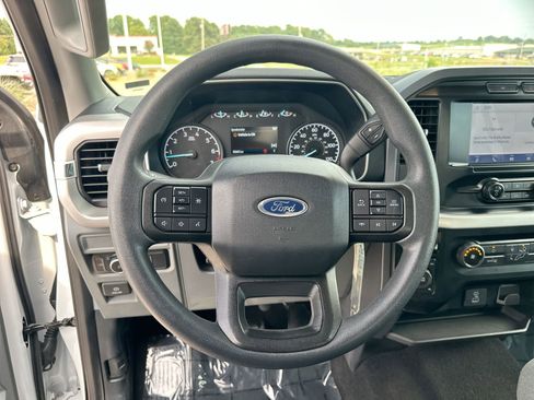 Used 2023 Ford F150 XLT image 14