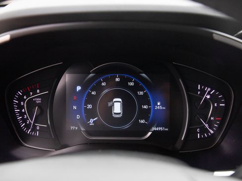 Used 2019 Hyundai Santa Fe Limited AWD/4WD image 29