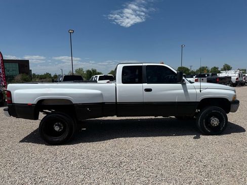 Used 1997 Dodge Ram 3500 Truck 4x4 Club Cab image 12