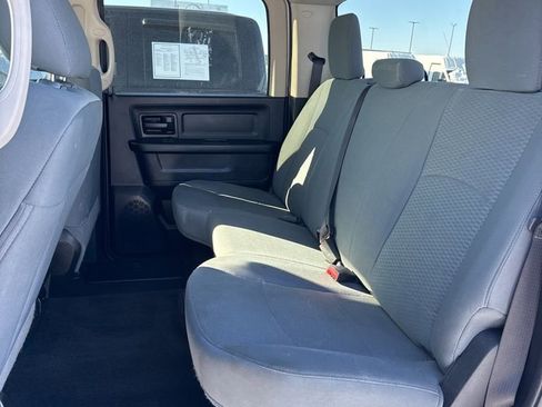 Used 2017 RAM 1500 Express image 17