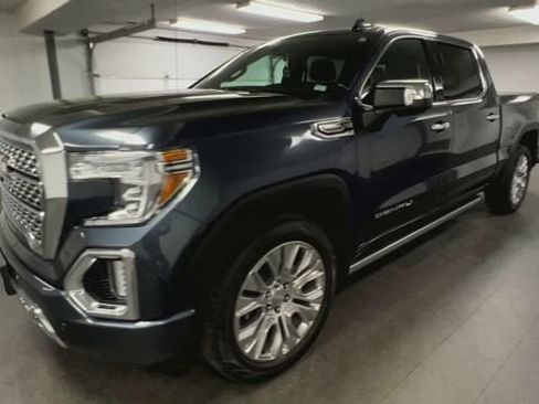 Certified 2021 GMC Sierra 1500 Denali w/ Denali Ultimate Package AWD/4WD image 4