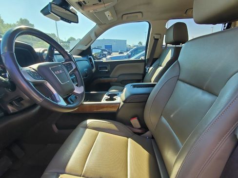 Used 2018 GMC Sierra 1500 SLT AWD/4WD image 3
