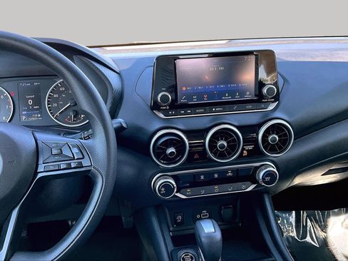 Used 2024 Nissan Sentra S FWD image 6
