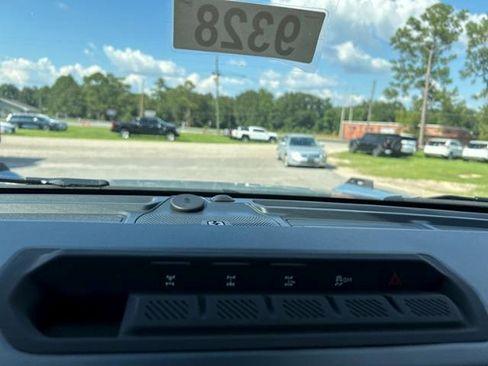 New 2024 Ford Bronco Outer Banks w/ Sasquatch Package image 28