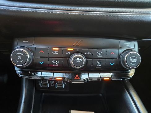Certified 2022 Dodge Durango SXT RWD image 14