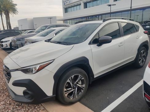 Used 2024 Subaru Crosstrek 2.0i Premium AWD/4WD image 3