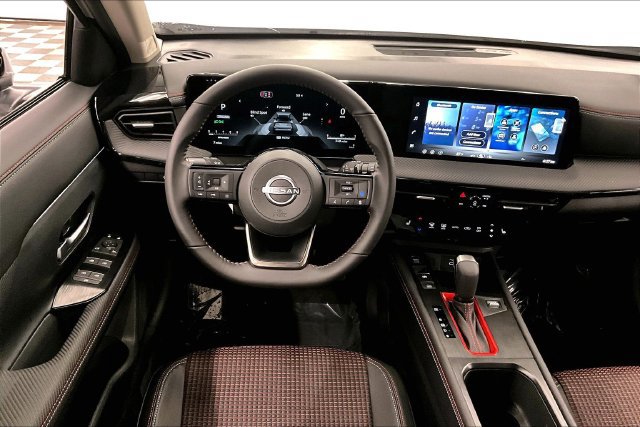 New 2026 Nissan Kicks SR w/ Cold Weather Package FWD image 20