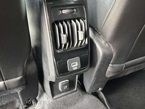 Used 2023 Jeep Compass Limited AWD/4WD image 31