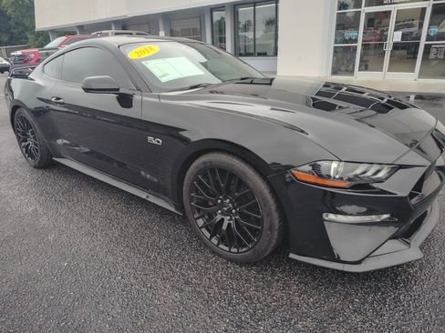 Used 2018 Ford Mustang GT w/ GT Performance Package image 2