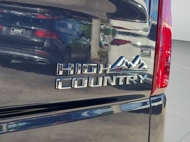 Used 2024 Chevrolet Silverado 1500 High Country w/ High Country Premium Package AWD/4WD image 29
