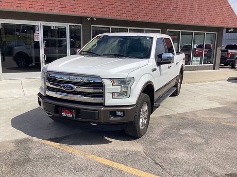 Used 2015 Ford F150 Lariat w/ Equipment Group 502A Luxury AWD/4WD image 2