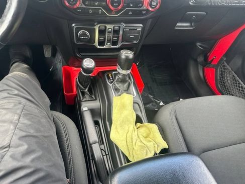 Used 2021 Jeep Wrangler Unlimited Sport AWD/4WD image 27