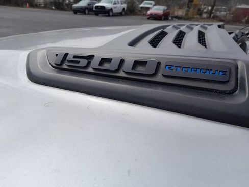 Used 2022 RAM 1500 Laramie AWD/4WD image 61