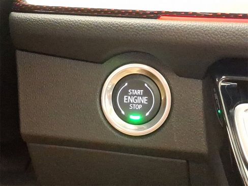 Used 2024 Chevrolet Traverse RS w/ LPO, Floor Liner Package image 26