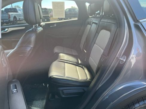 Used 2021 Ford Escape Titanium w/ Titanium Elite Package AWD/4WD image 24