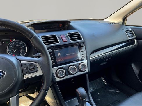 Used 2017 Subaru Crosstrek 2.0i Limited AWD/4WD image 9