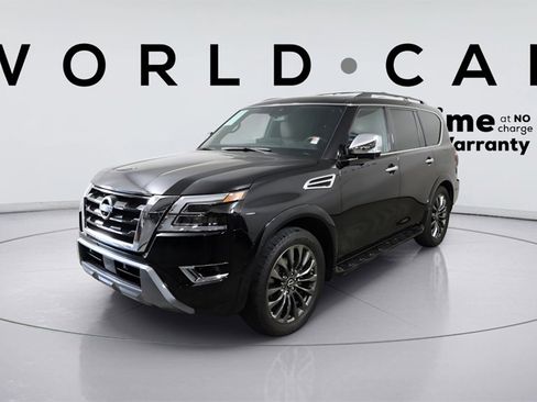 Used 2024 Nissan Armada Platinum w/ Captain's Chairs Package image 3