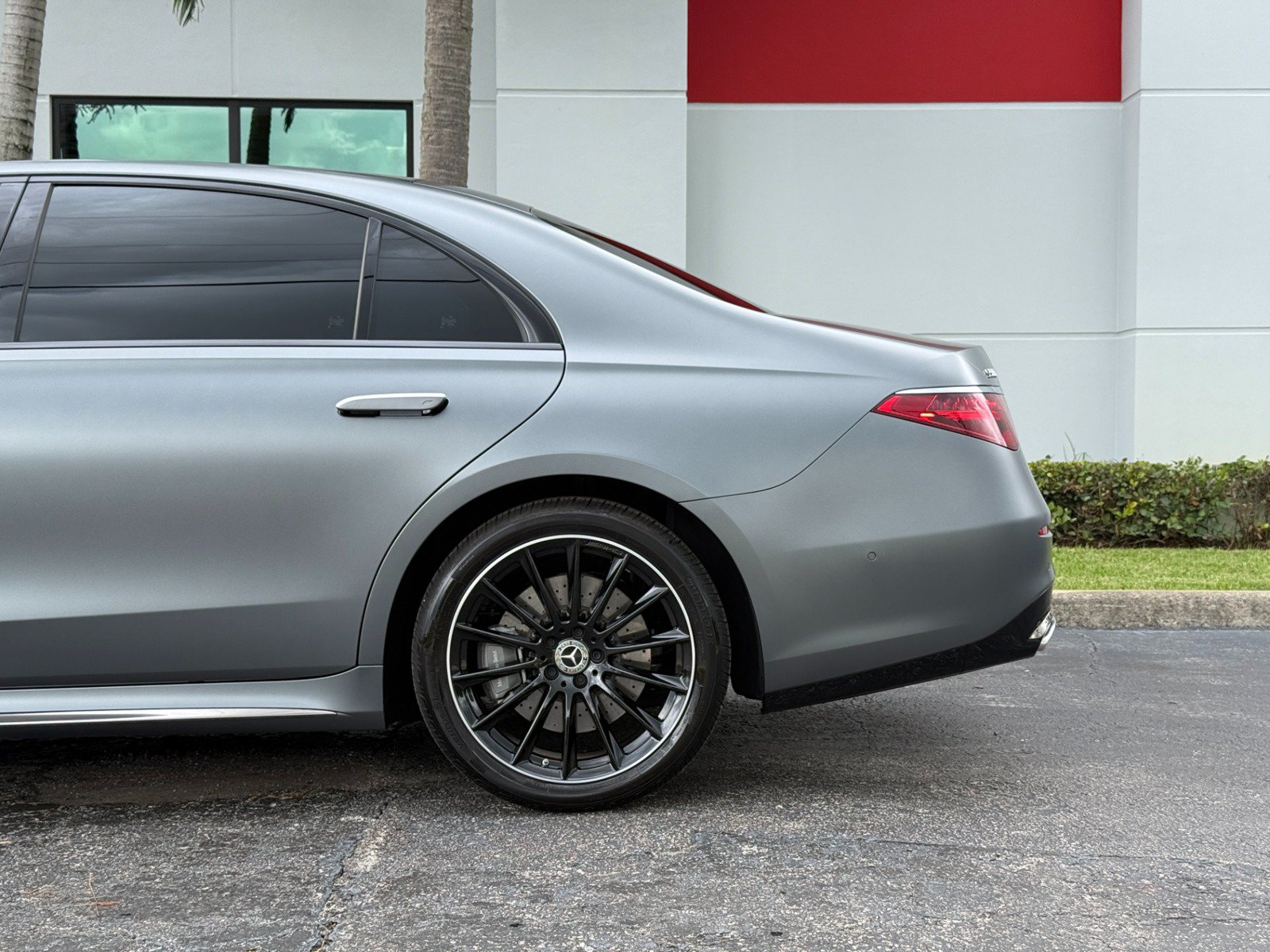 Used 2024 Mercedes-Benz S 580 4MATIC Sedan image 12