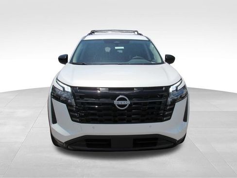 New 2026 Nissan Pathfinder SV AWD/4WD image 9