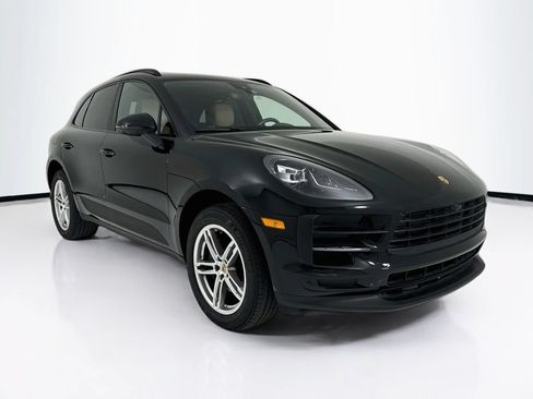 Certified 2021 Porsche Macan AWD/4WD image 9
