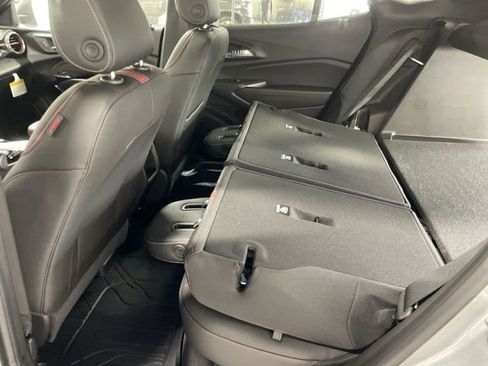New 2026 Chevrolet Trax RS w/ Sunroof Package FWD image 24
