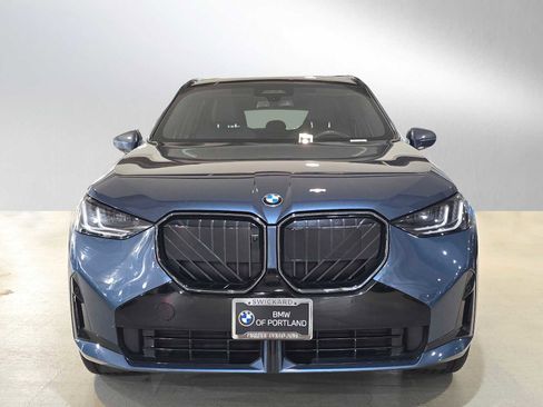 Used 2025 BMW X3 xDrive30i w/ Premium Package AWD/4WD image 9