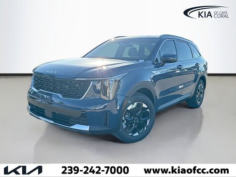 New 2026 Kia Sorento S image 1