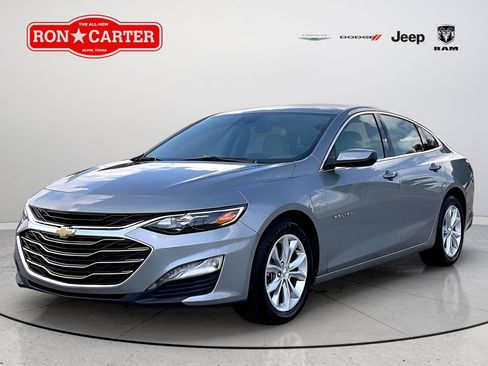 Used 2024 Chevrolet Malibu LT FWD image 3