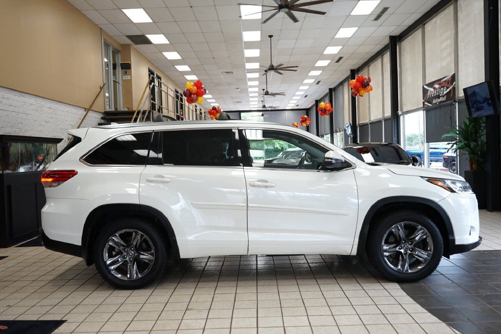 Used 2018 Toyota Highlander Limited Platinum AWD/4WD image 20