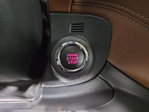 Used 2025 Subaru Outback Touring image 24