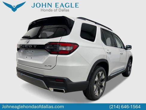 New 2026 Honda Pilot Elite image 3
