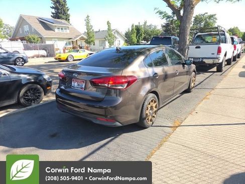Used 2017 Kia Forte LX w/ LX Popular Package FWD image 8