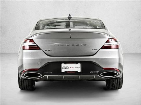 Used 2025 Genesis G70 2.5T image 7