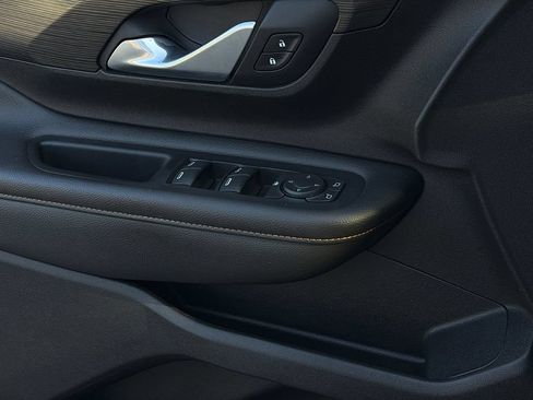 Used 2019 GMC Terrain SLT FWD image 24