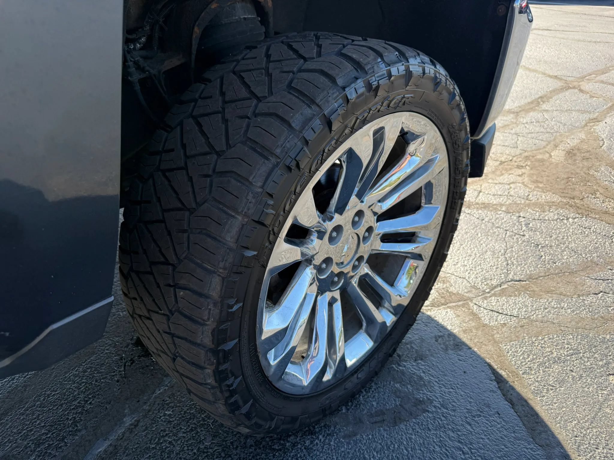 Used 2017 Chevrolet Silverado 1500 LTZ w/ Sport Package AWD/4WD image 43
